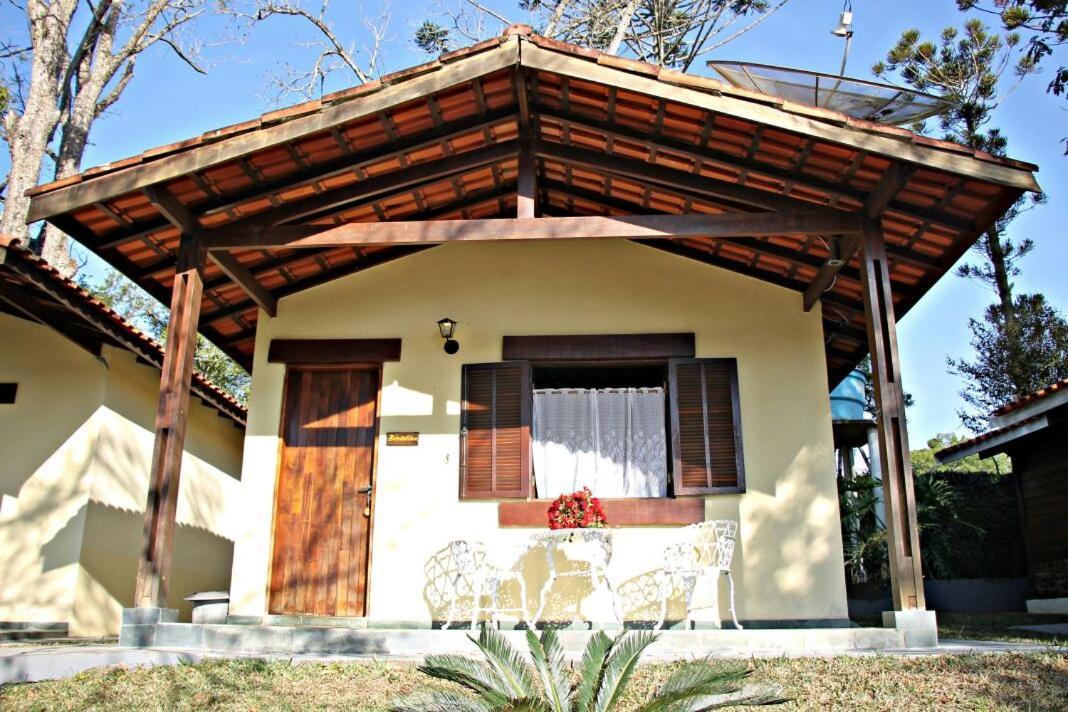 Pousada Casa Amarela Piracaia Eksteriør bilde